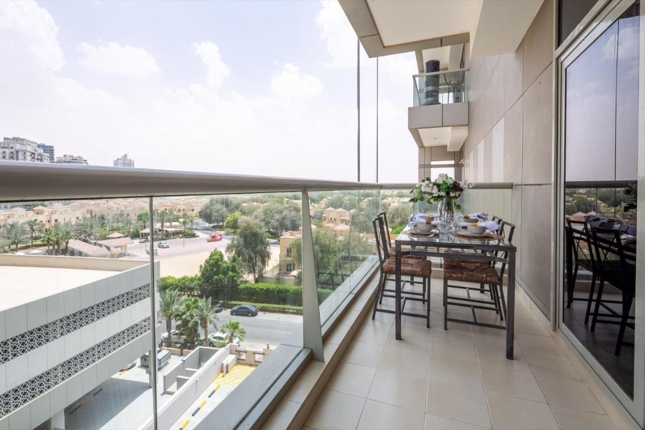 Frank Porter - The Medalist Dubai Exterior photo